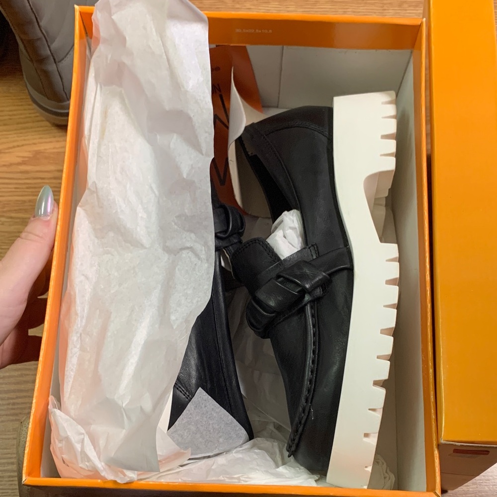 Miz Mooz leather loafers black new Vicky platform QVC